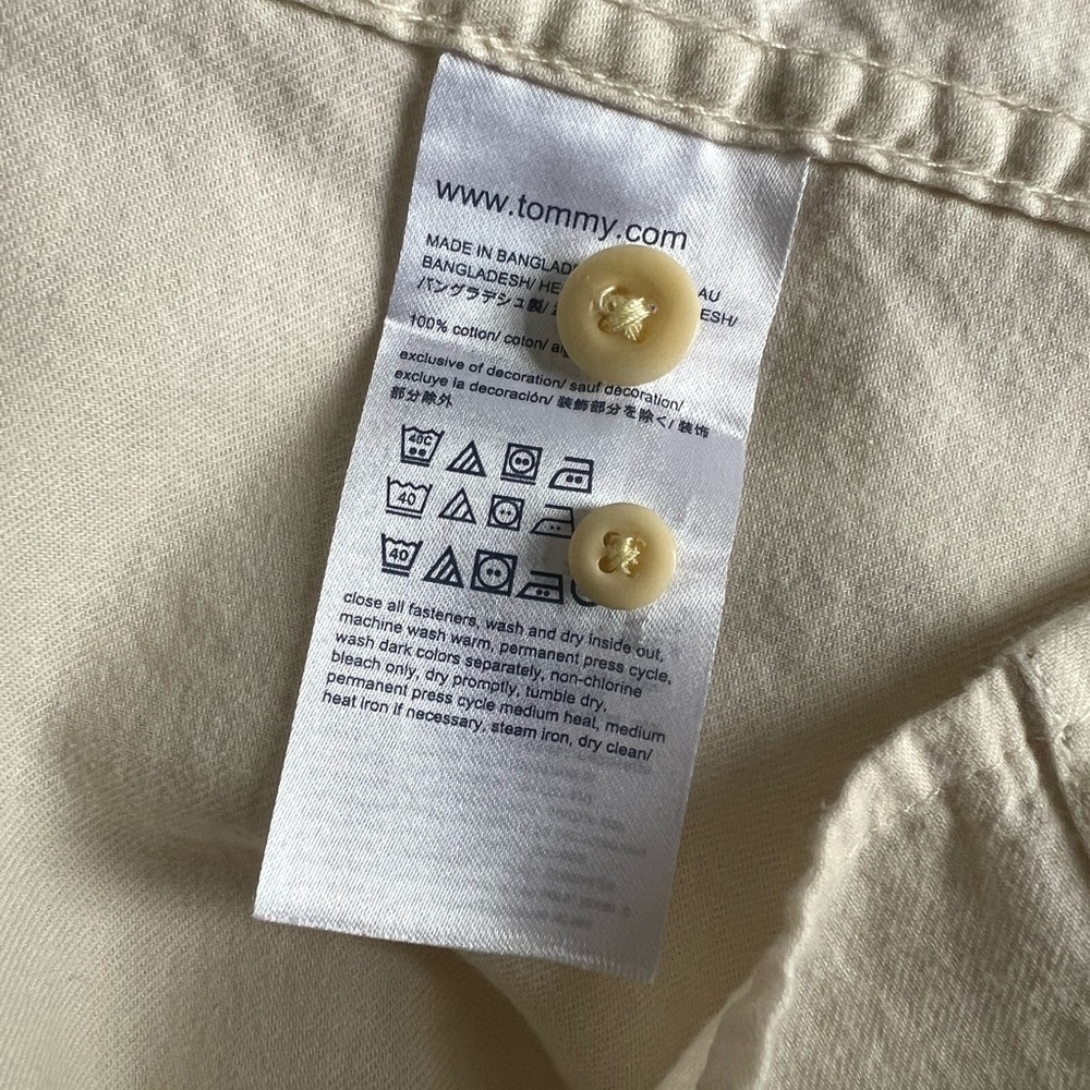 Tommy Hilfiger Custom Fit Men’s Cream Colored Shirt.  Size XXL - Picture 4 of 6